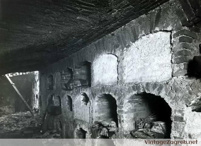 Grobnica ispod nekadašnjeg groblja — 1928